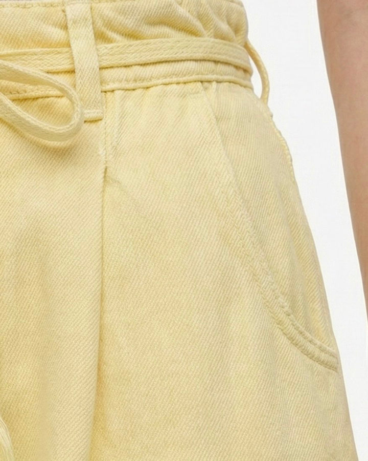 Pantaloni jeans con coulisse