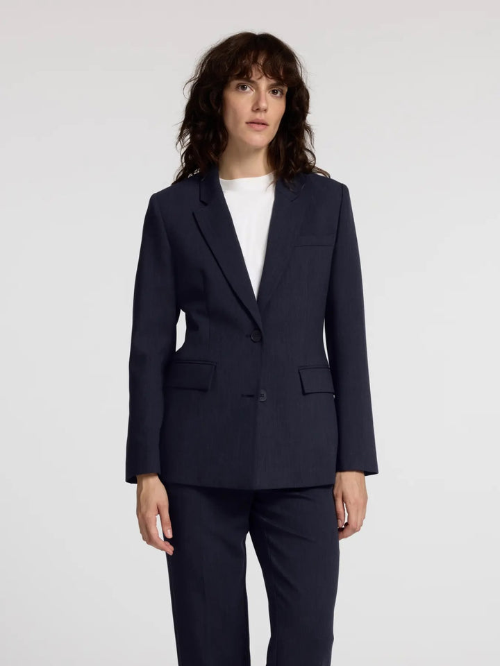 Blazer sartoriale con  doppio bottone