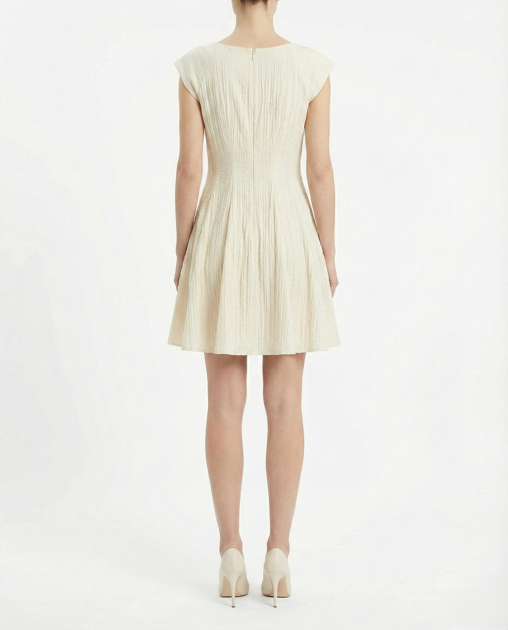 Abito corto in tessuto plissé