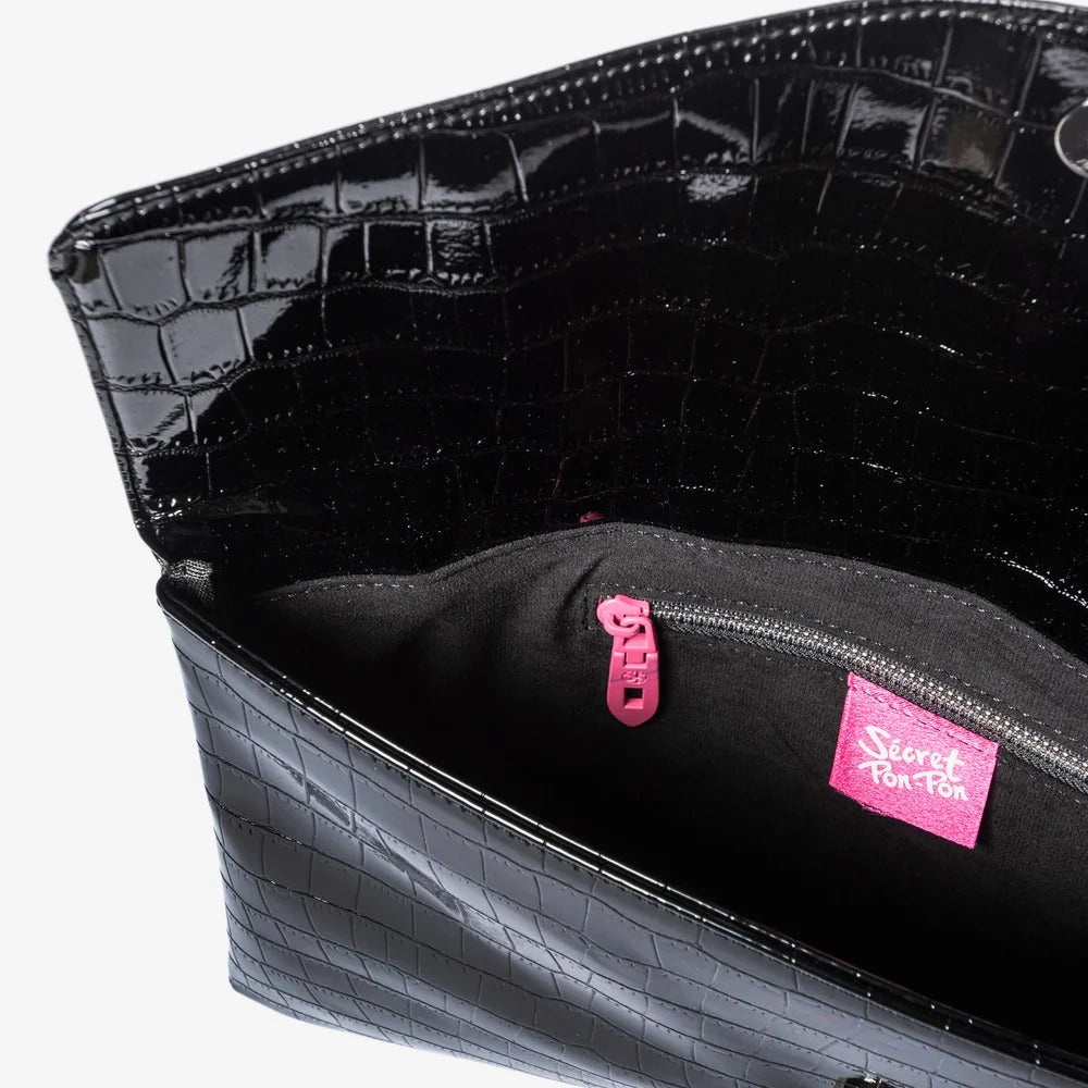 Clutch nera effetto cocco