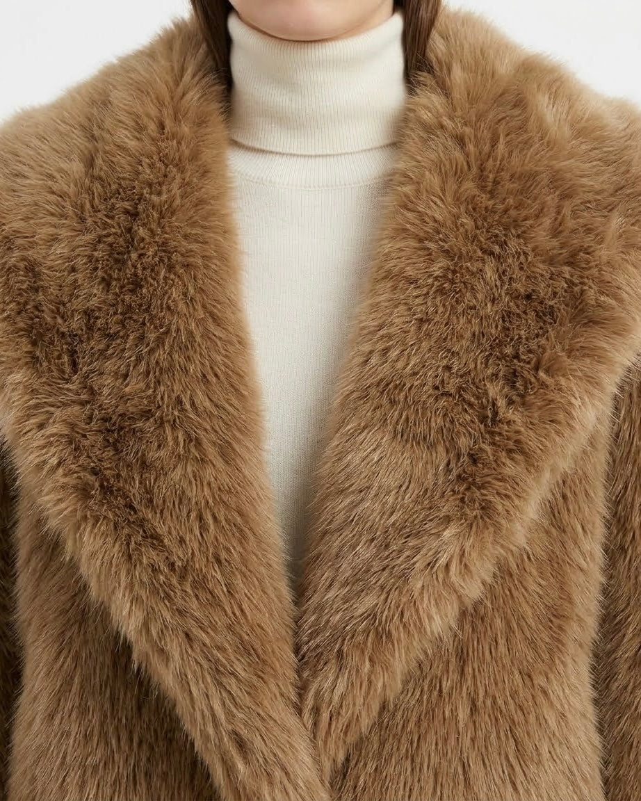 Pelliccia Corta H2O Italia Moro in Eco-Fur con Collo Ampio