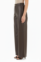 Pantaloni wide leg effetto pelle