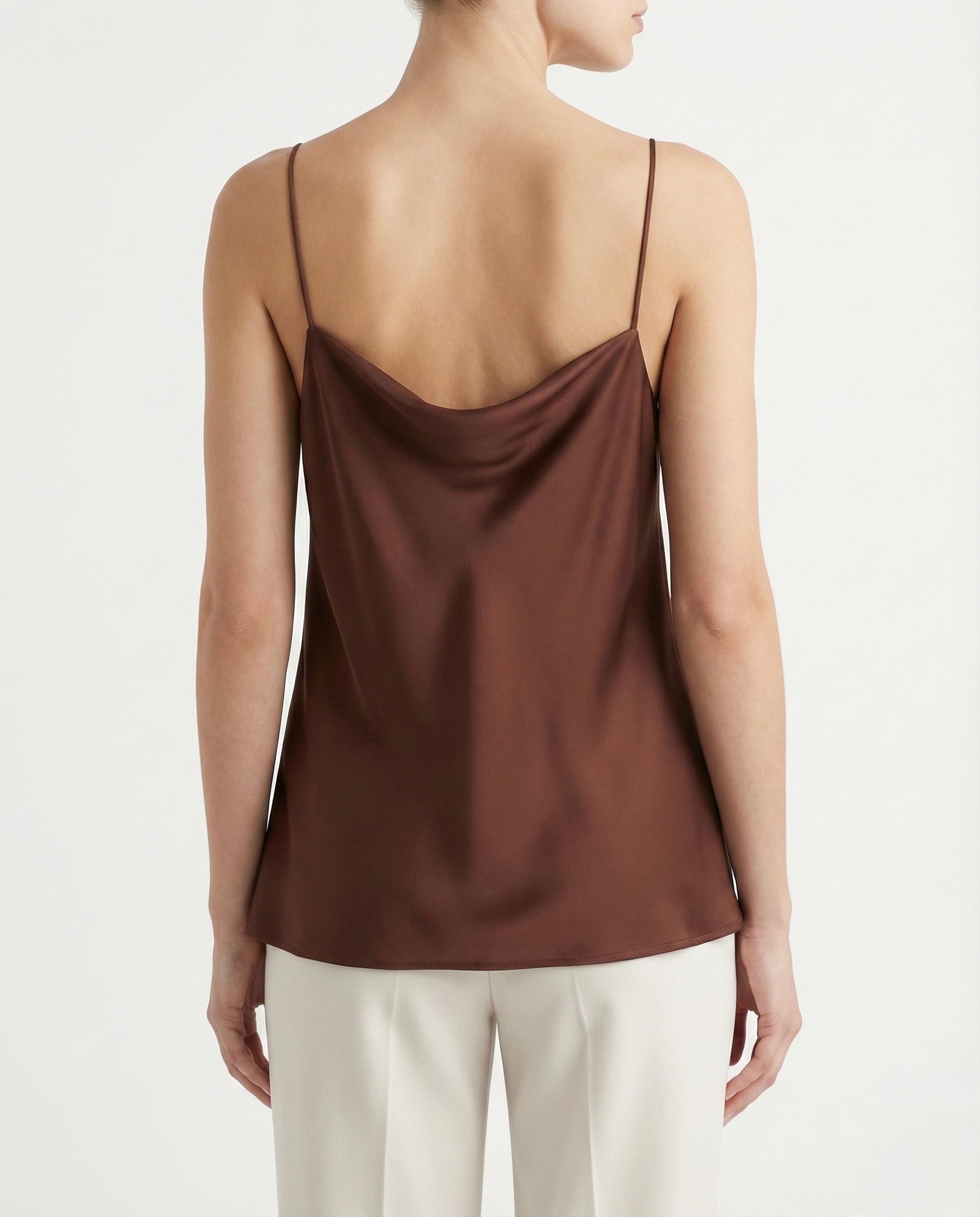 Top in raso con scollo drappeggiato e