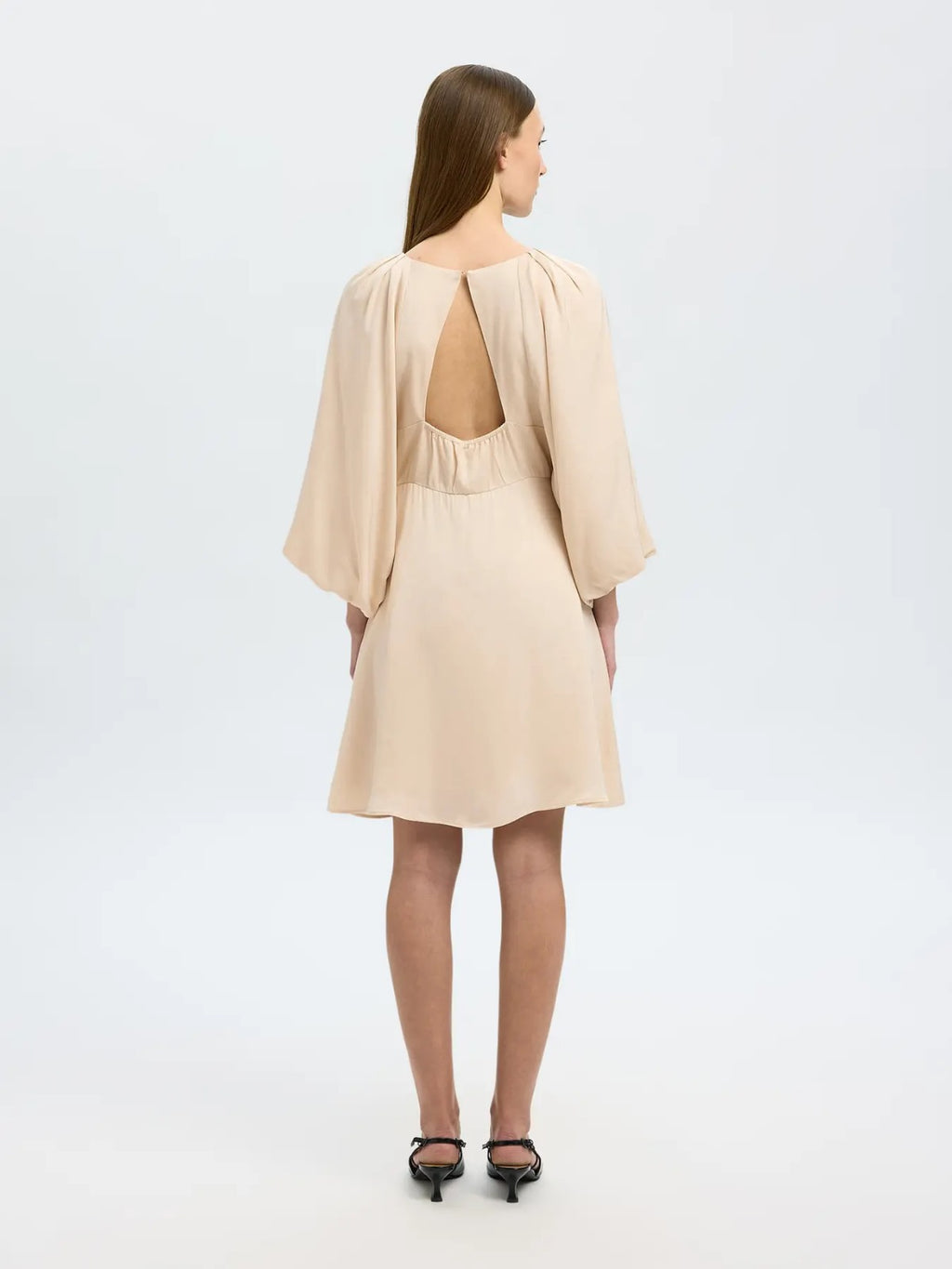 Abito corto in crêpe