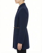 Cappotto con cintura e bottoni oro