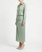 Abito midi in raso  con drappeggio