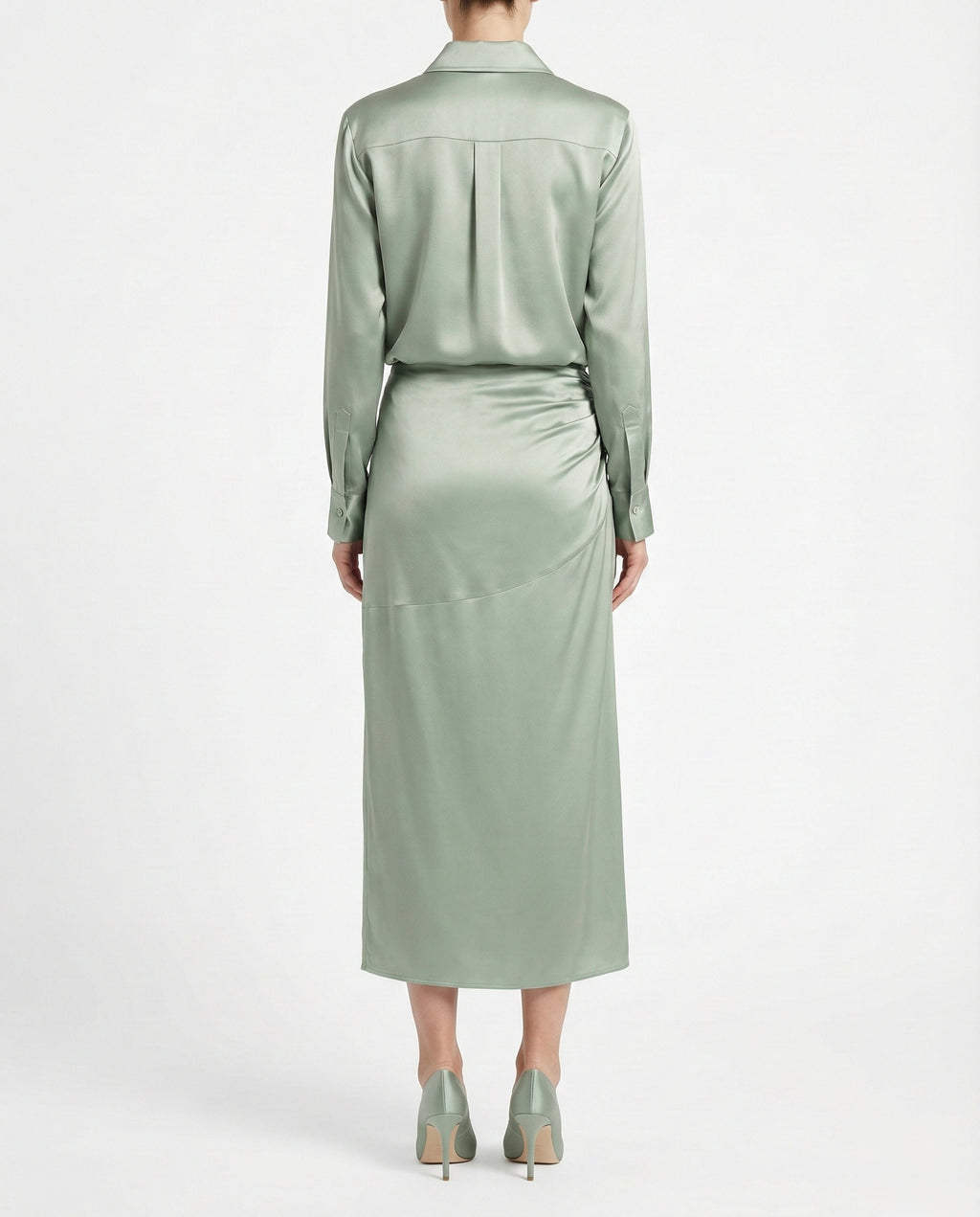 Abito midi in raso  con drappeggio