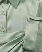 Abito midi in raso  con drappeggio