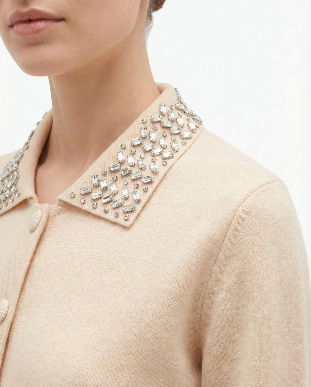 Cardigan con colletto gioiello