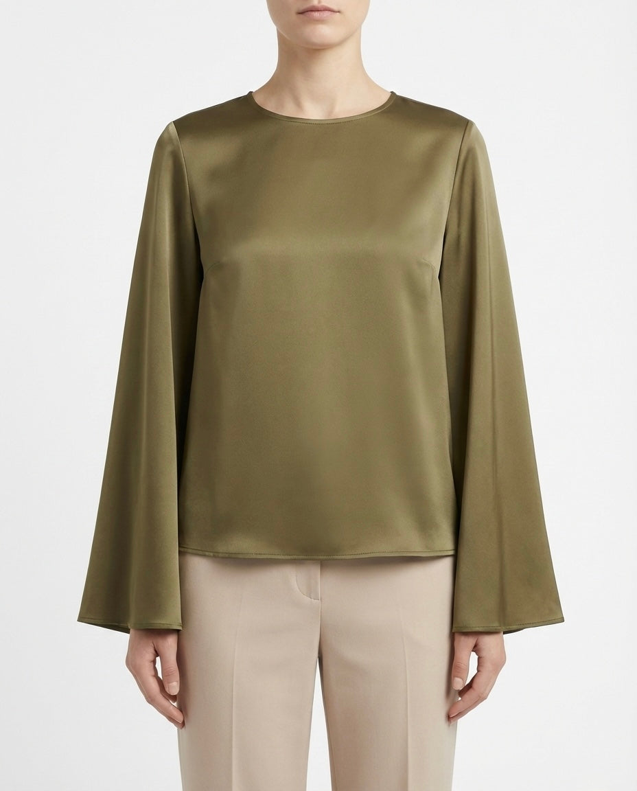 Blusa in raso con maniche ampie