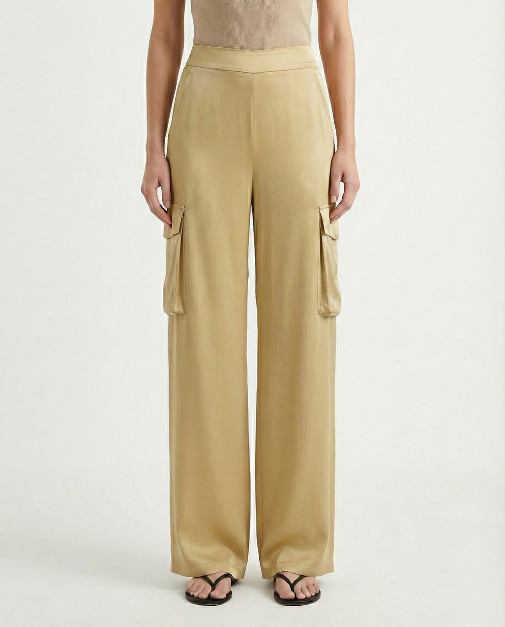 Pantaloni palazzo con tasche cargo