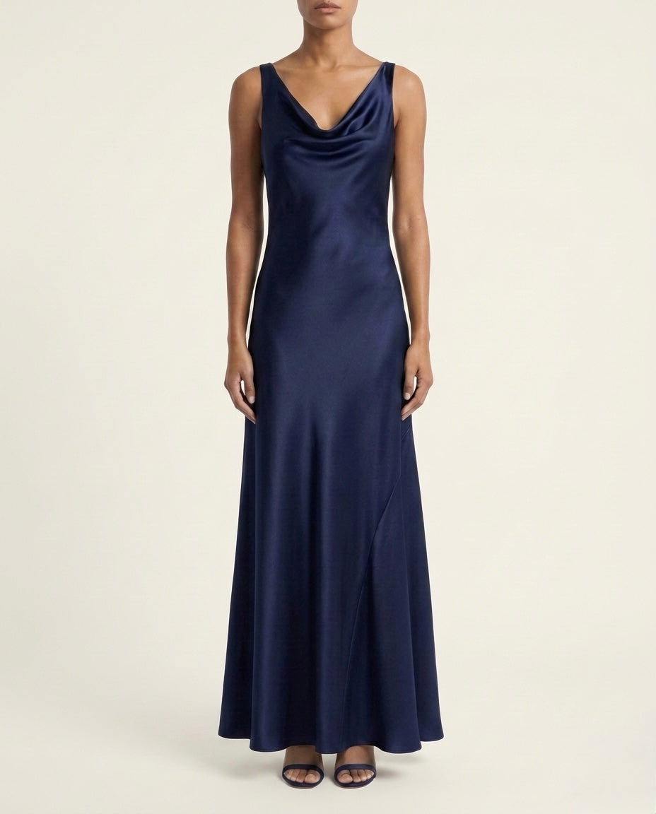 Abito lungo satin con scollo morbido