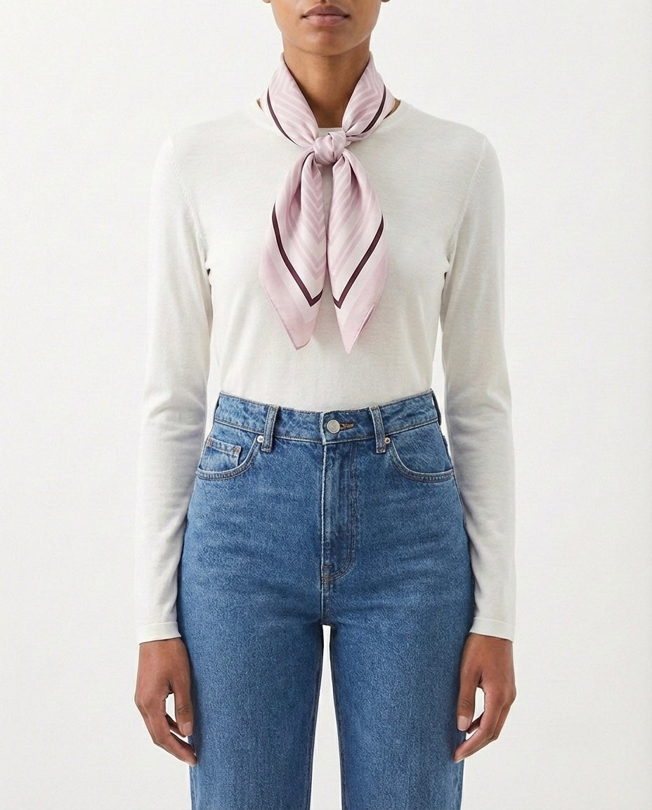 Foulard quadrato fantasia geometrica
