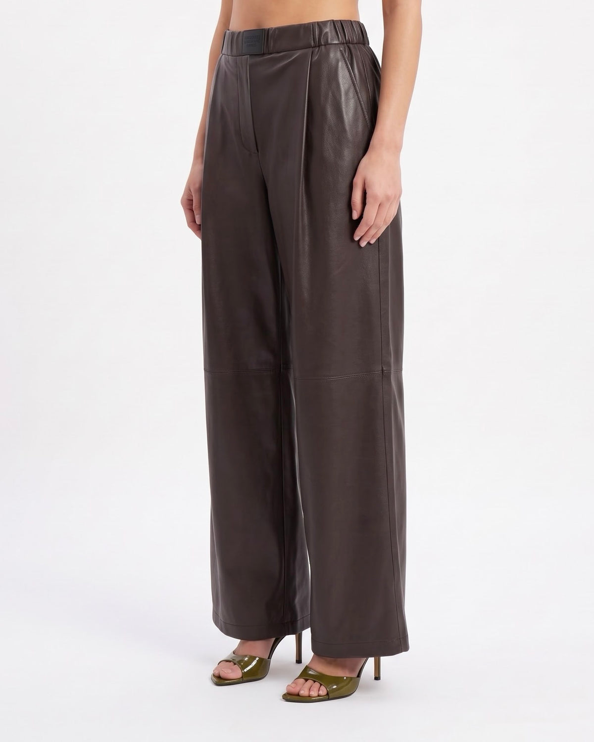 Pantalone Isabelle Blanche in Ecopelle Marrone Java con Elastico in Vita