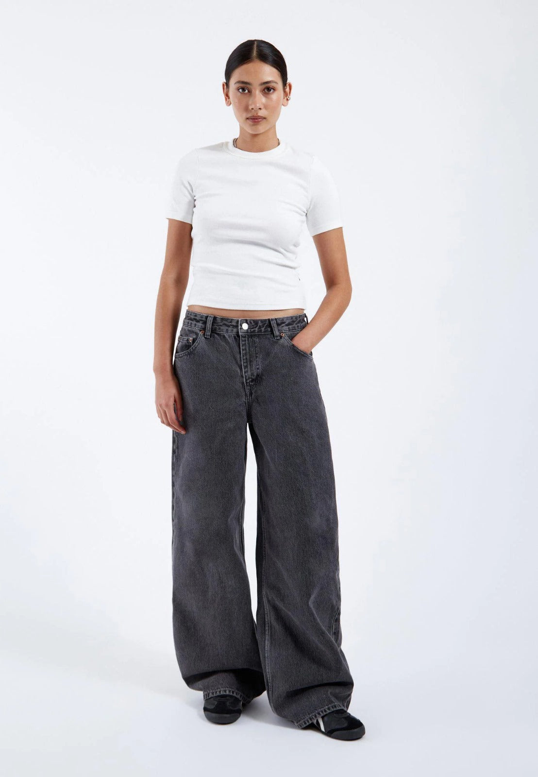 Jeans wide leg neri a vita media
