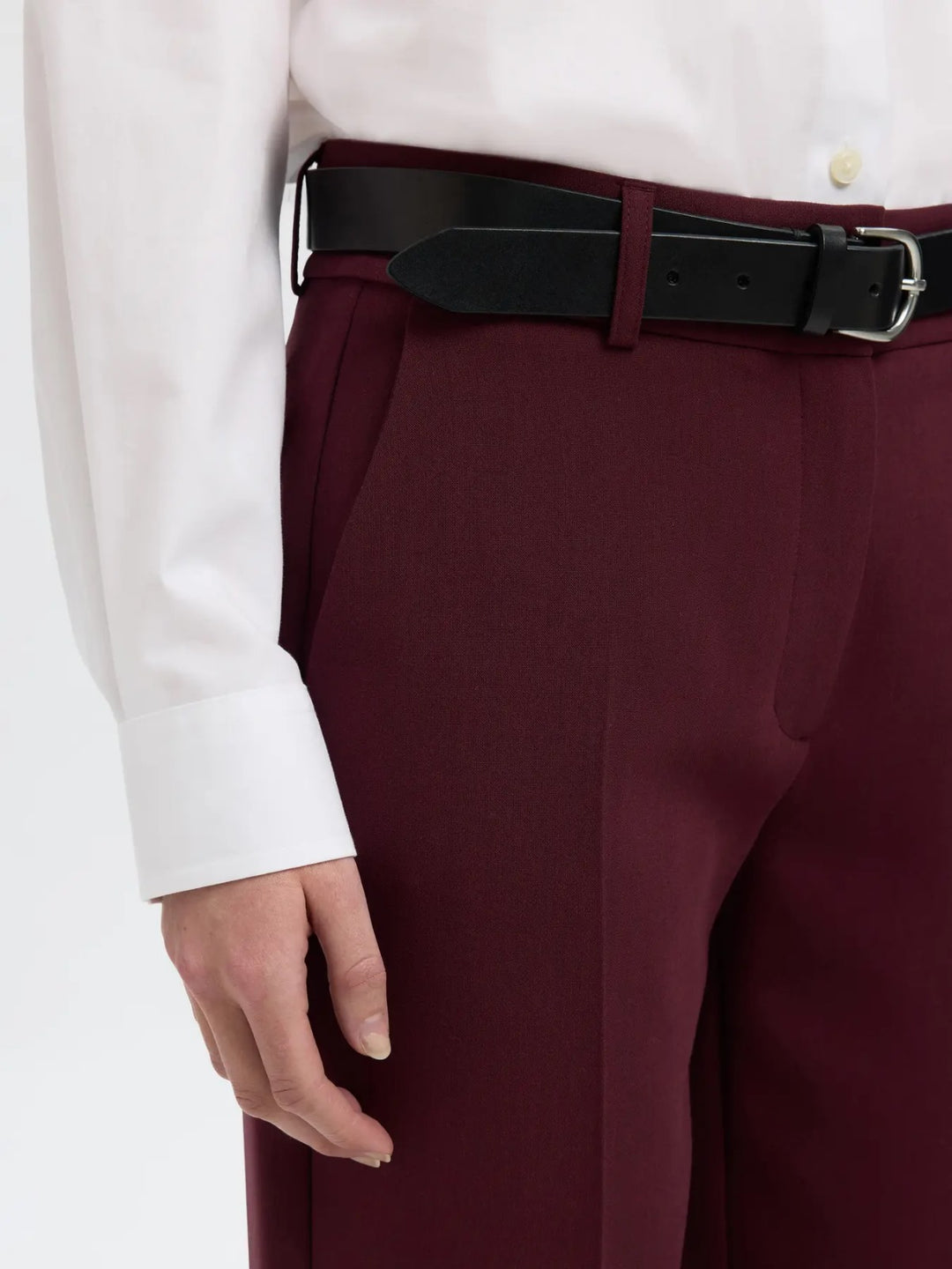 Pantalone a Sigaretta con Vita Media
