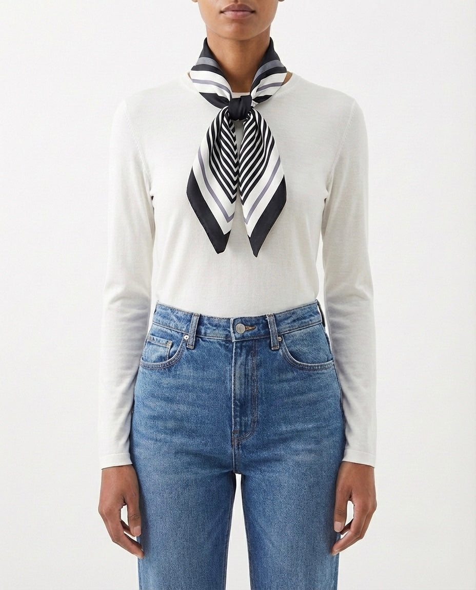 Foulard quadrato fantasia geometrica