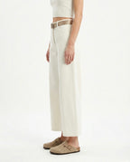 Pantalone ampio con cintura