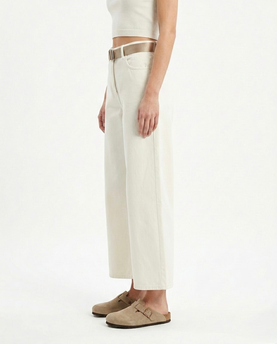 Pantalone ampio con cintura