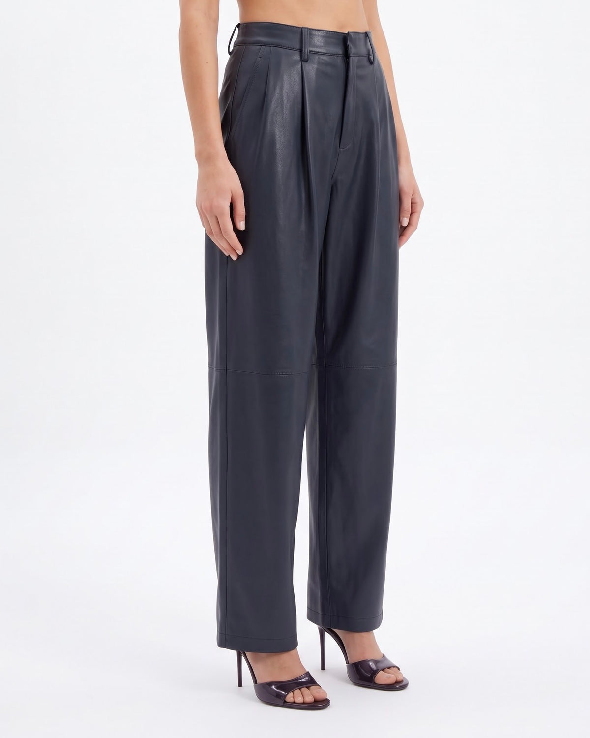 Pantalone Isabelle Blanche Barrel Leg in Ecopelle Blu Notte