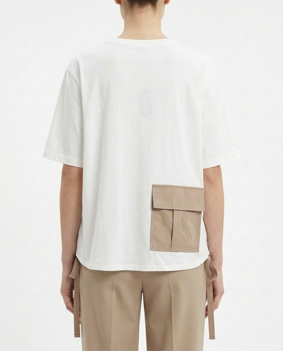 T-shirt corta con laccetti