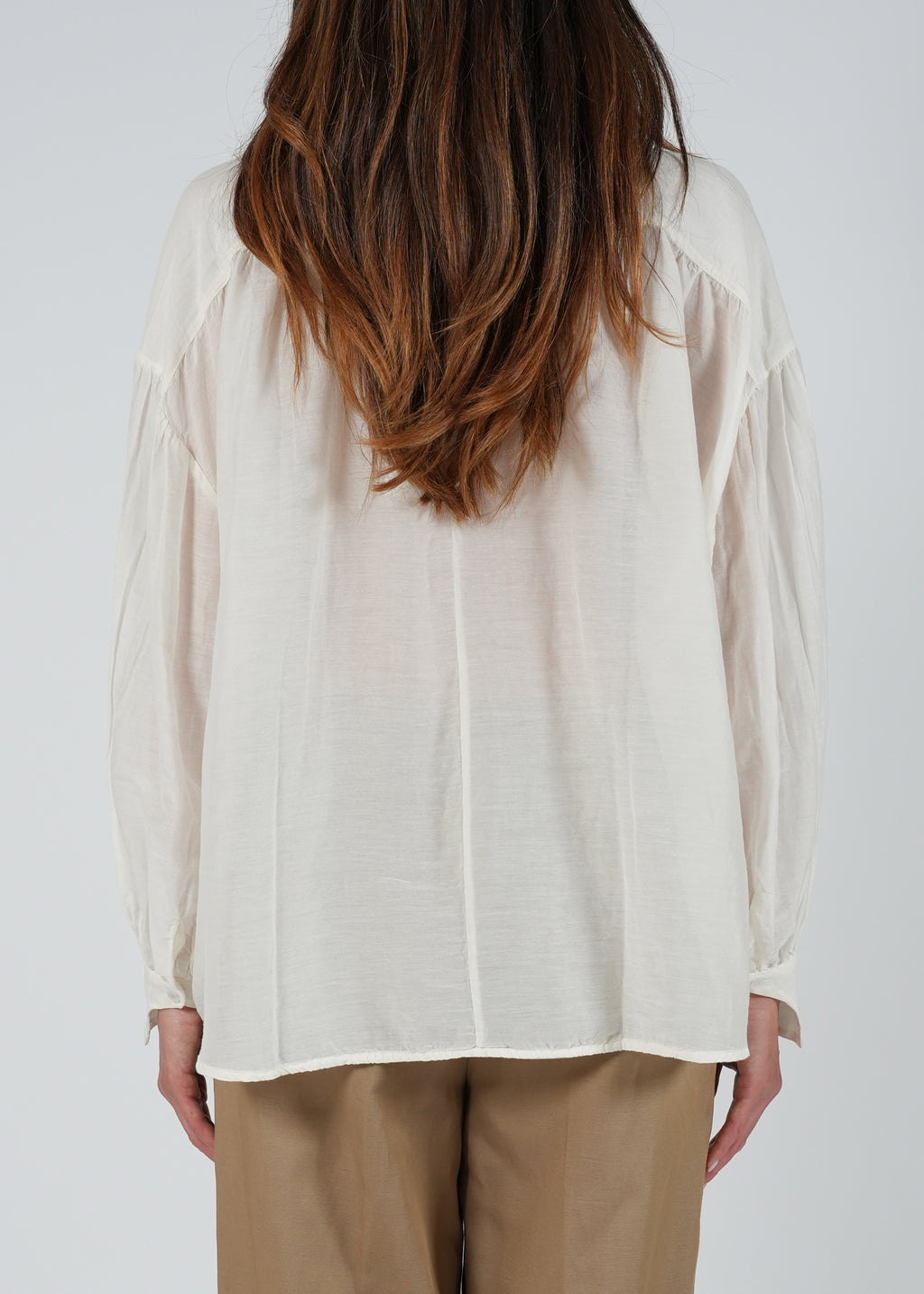 Camicia Bianca con Coulisse e Nappe