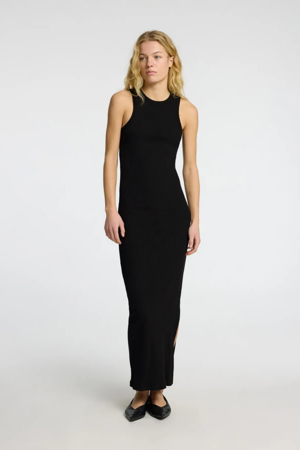 Abito lungo in maglia senza maniche