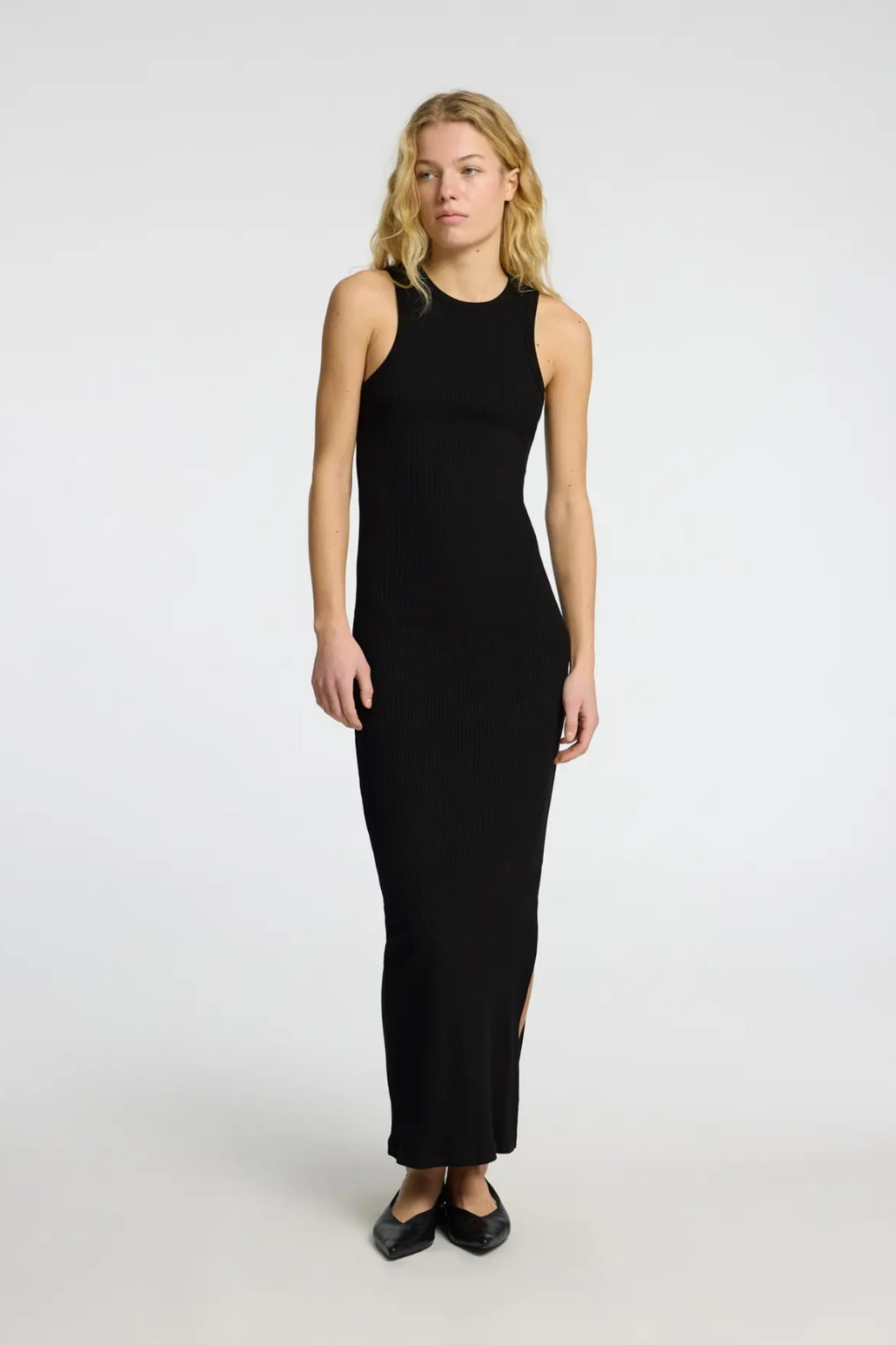 Abito lungo in maglia senza maniche