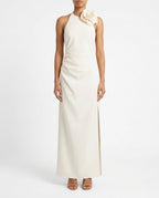 Abito lungo monospalla con fiore