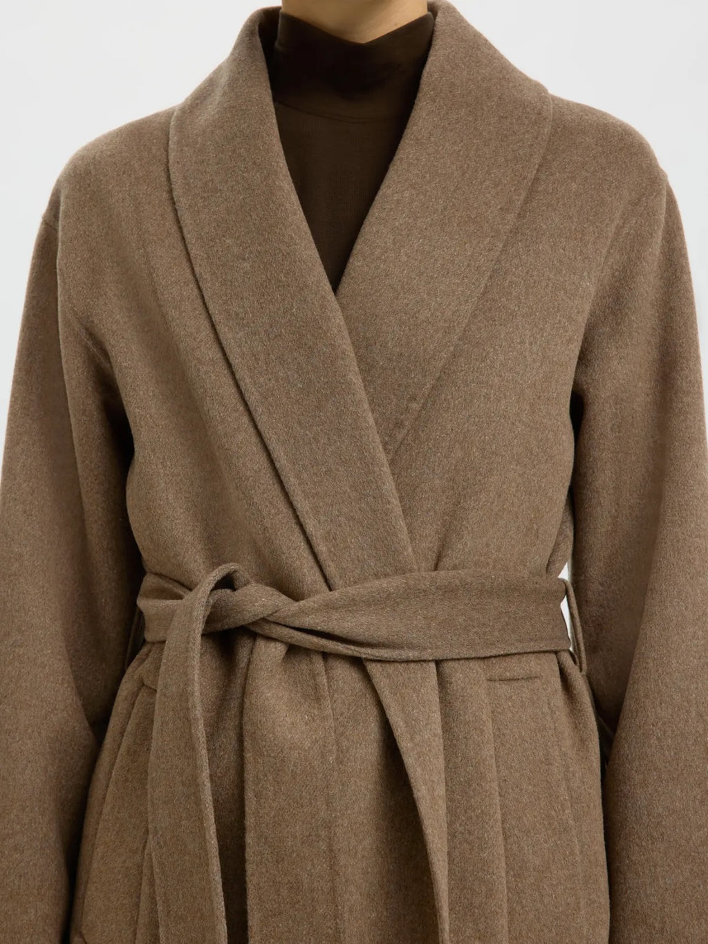 Cappotto corto con cintura