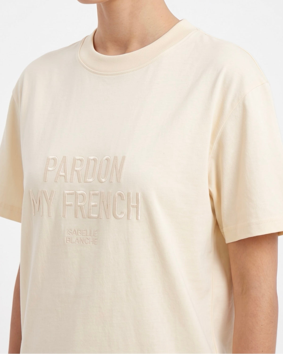 T-Shirt Isabelle Blanche a Manica Corta con Ricamo “Pardon My French”