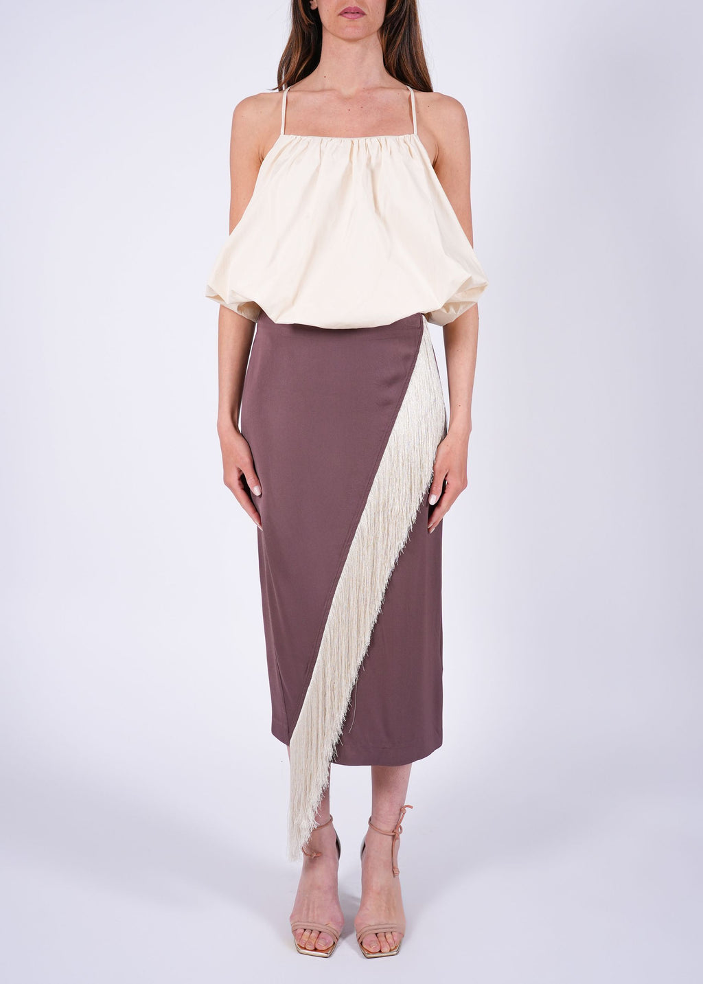 Top corto con spalline sottili