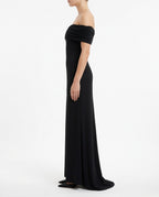 Abito lungo off-shoulder