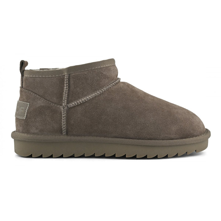 Stivaletto ultra mini in pelle scamosciata