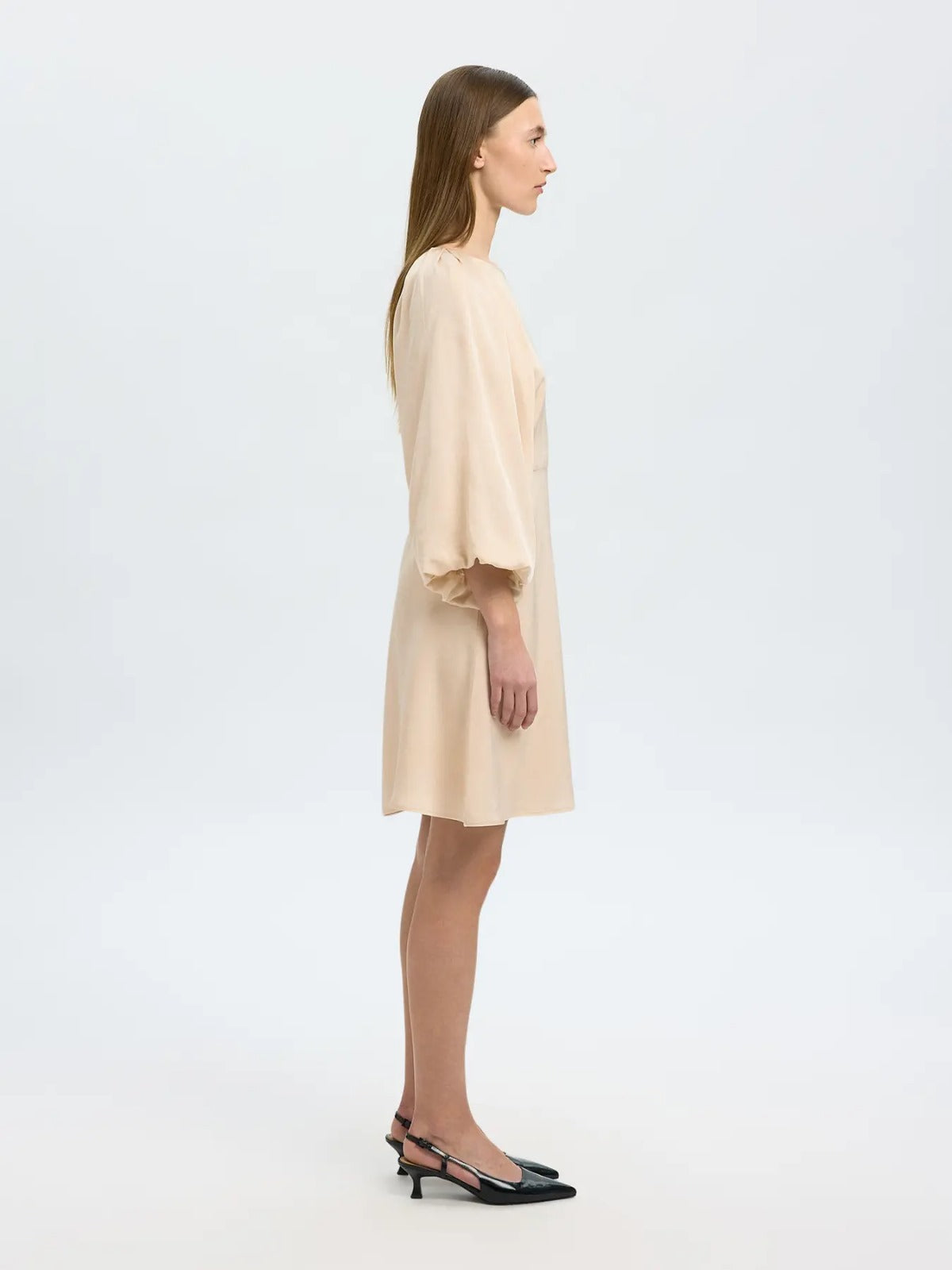 Abito corto in crêpe