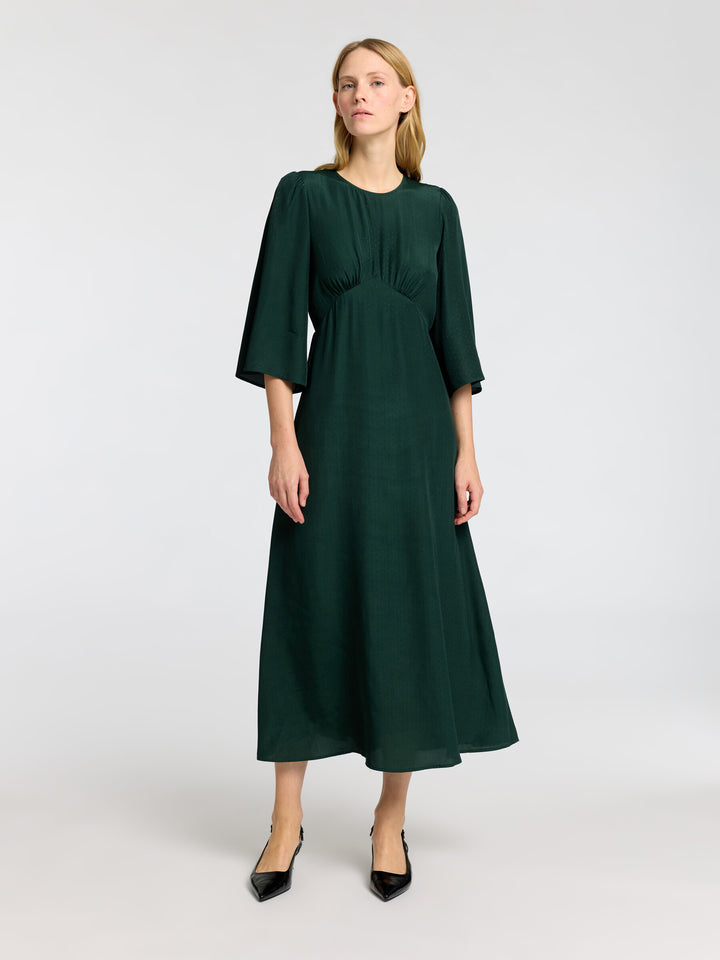 Abito Midi Verde Elegante con Maniche a 3/4