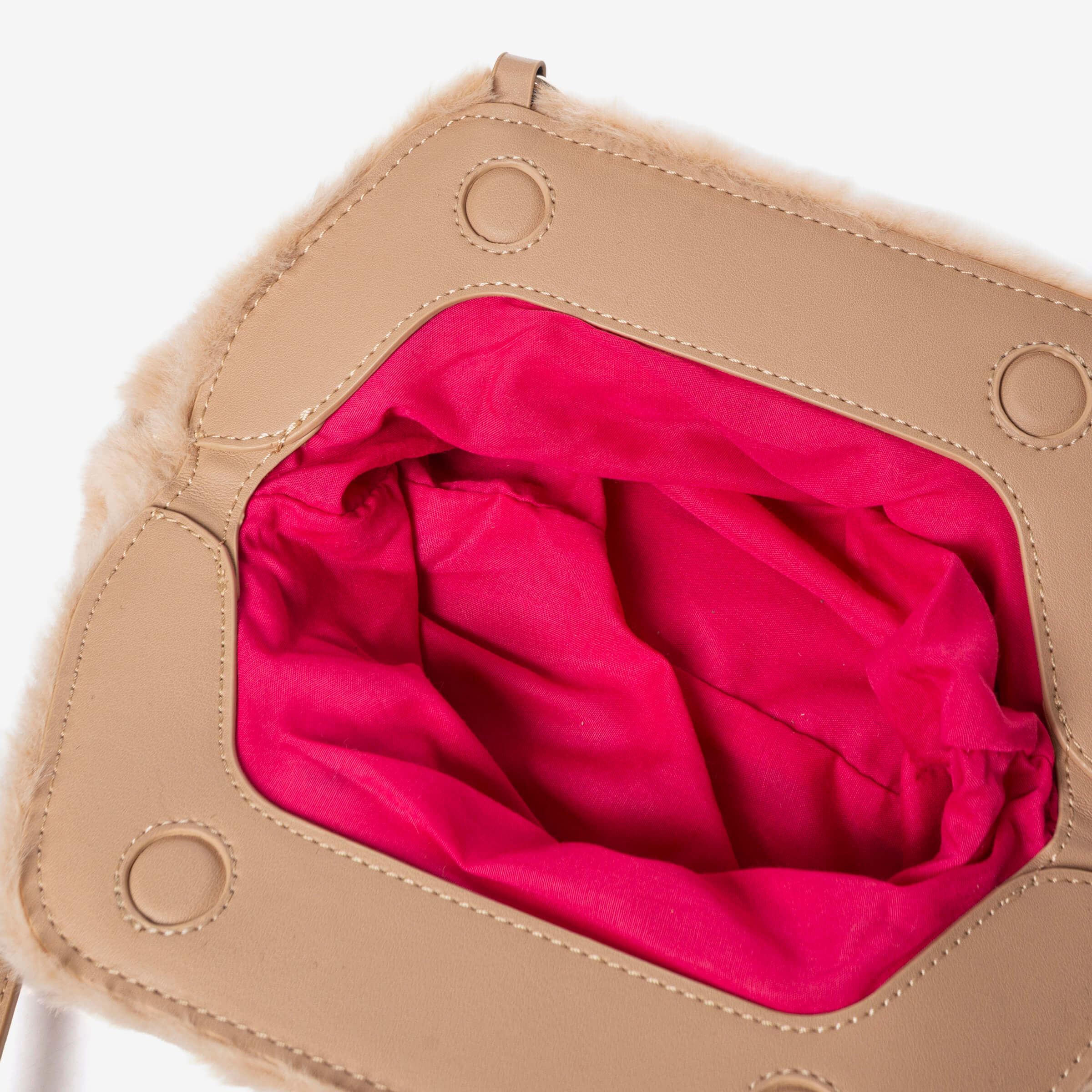 Borsa a tracolla in ecopelliccia