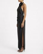 Abito lungo monospalla con fiore