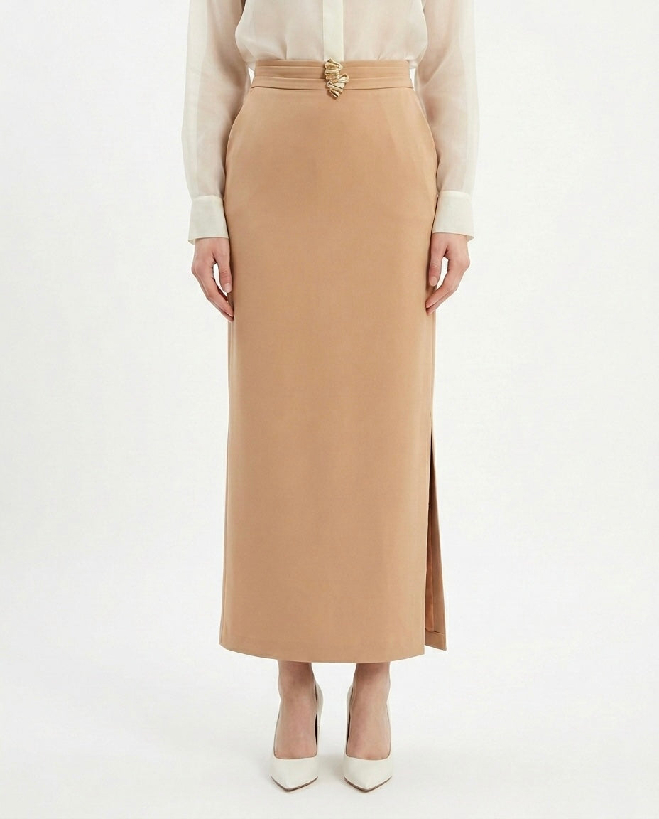 Gonna midi aderente con  gioiello