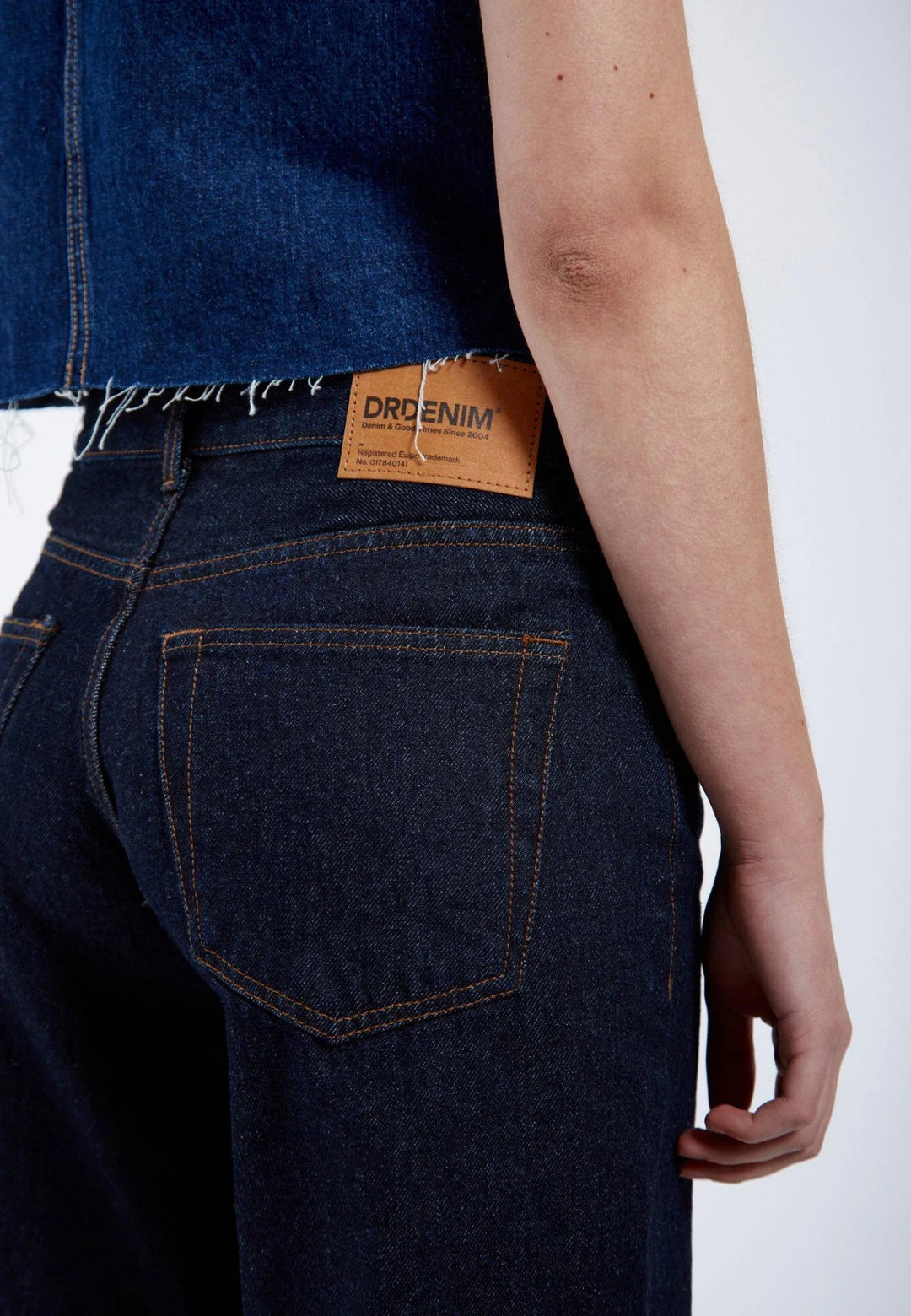 Jeans a gamba larga