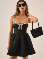 Mini Dress Nero con Spalline Gioiello