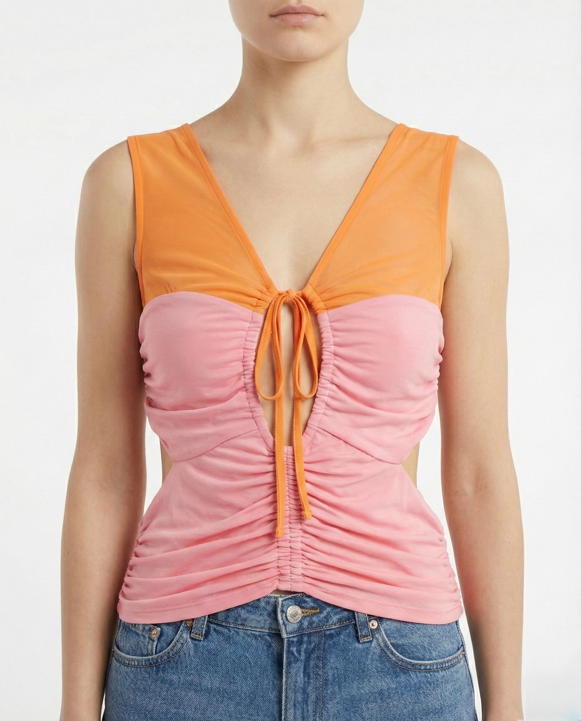 Top a farfalla a contrasto