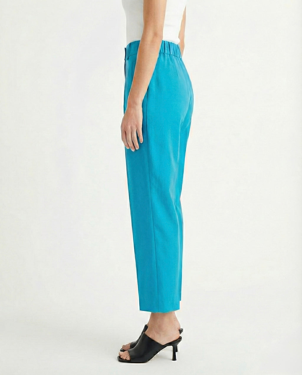 Pantalone ampio in tessuto fluido