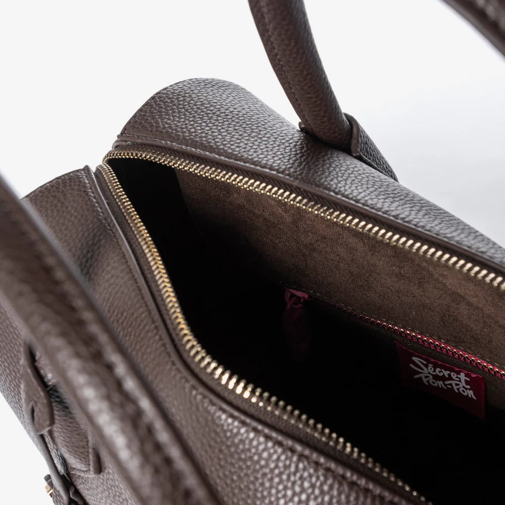 Borsa bauletto marrone in ecopelle martellata