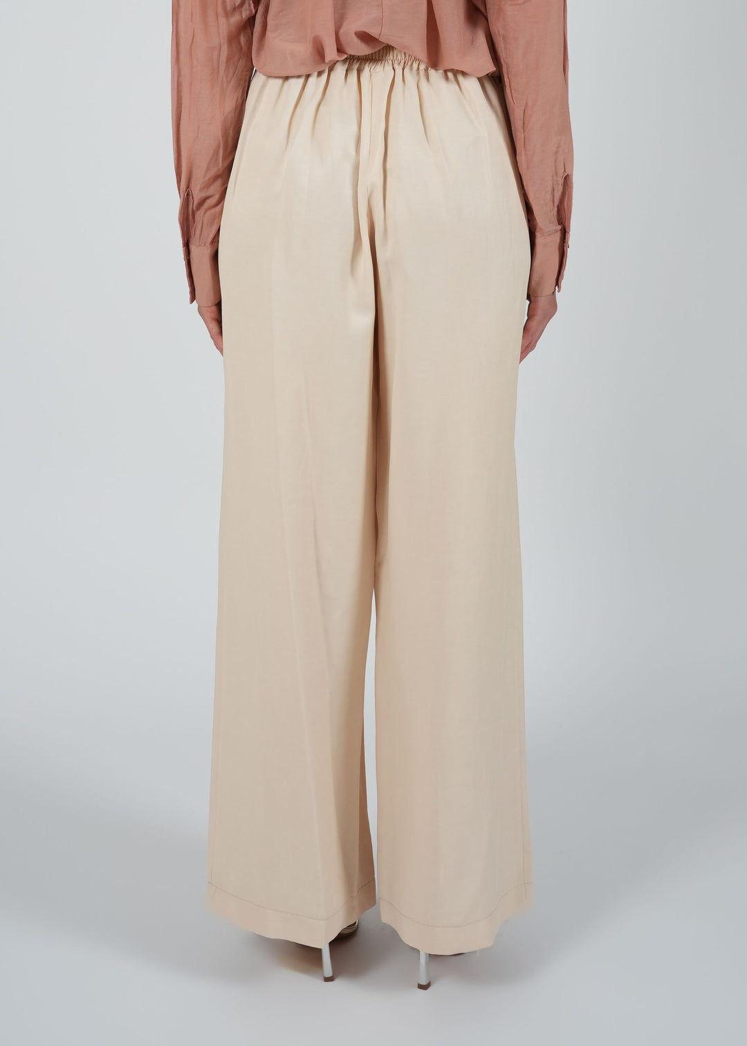 Pantaloni a palazzo a vita alta