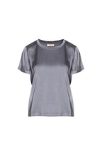 T-shirt satinata a maniche corte