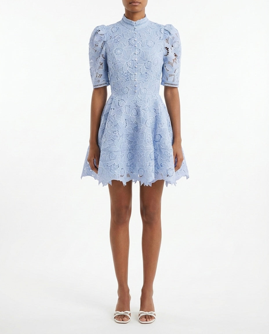 Abito corto in pizzo azzurro