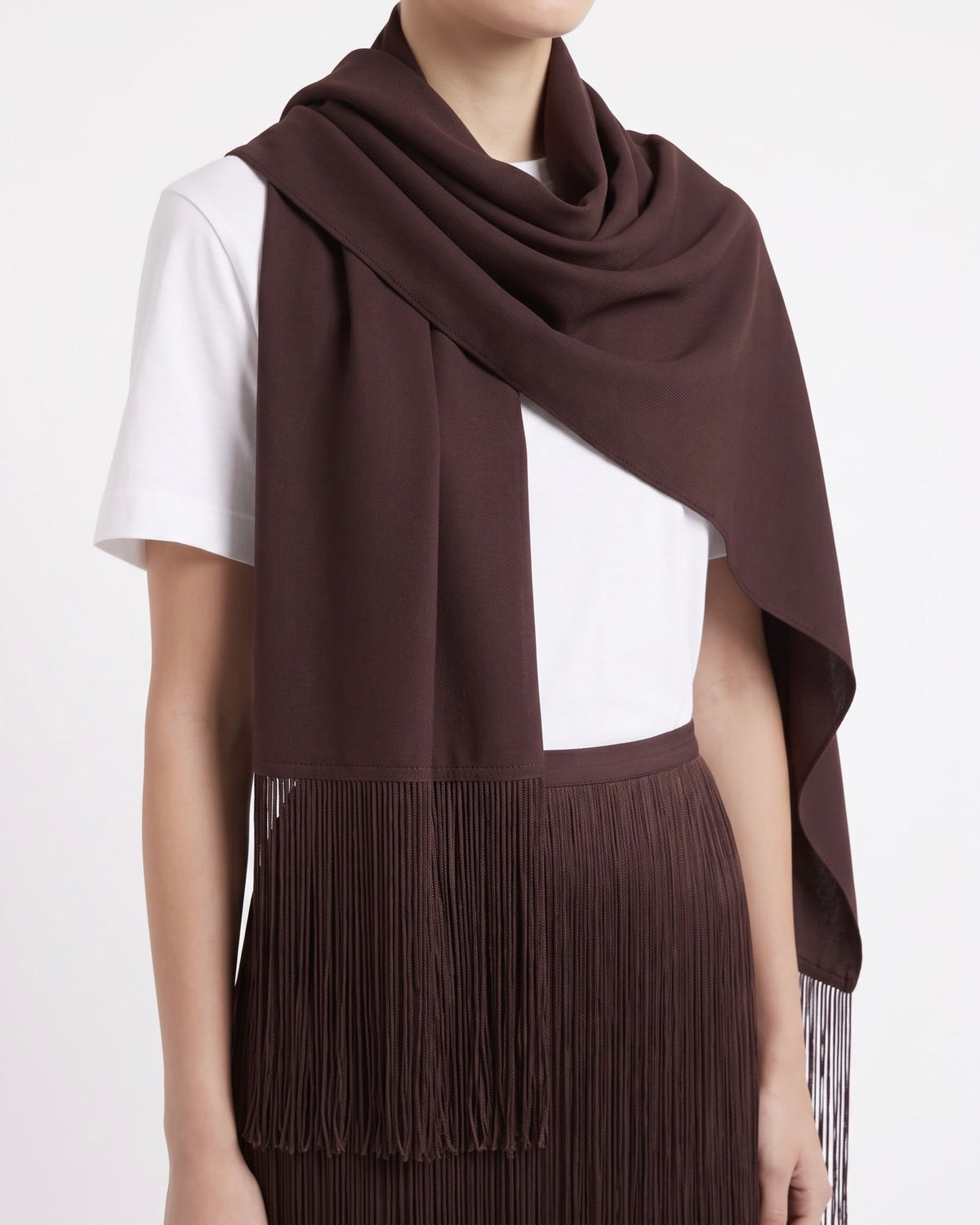Sciarpa Isabelle Blanche in Raso Marrone Java con Frange