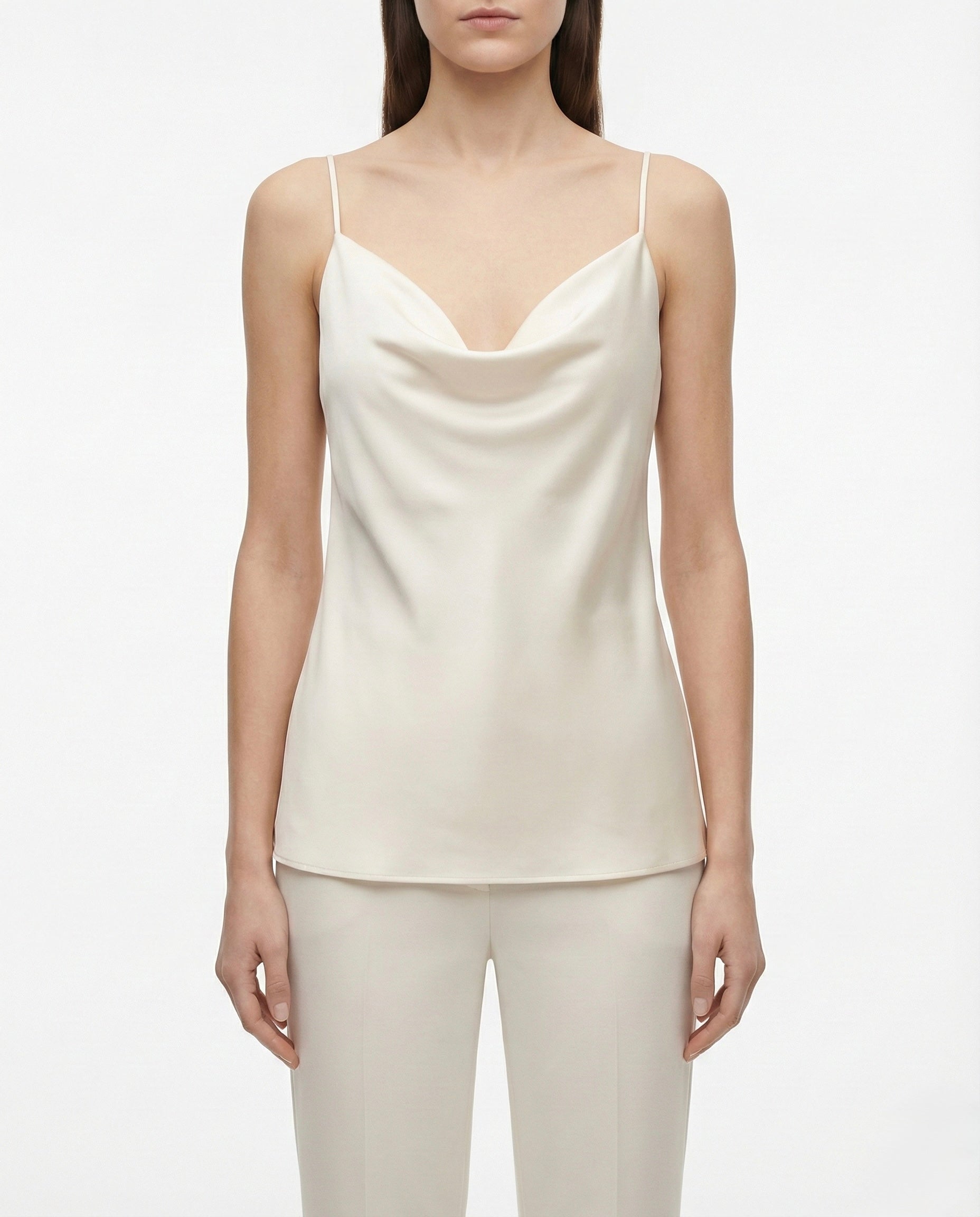 Top in raso con scollo drappeggiato e