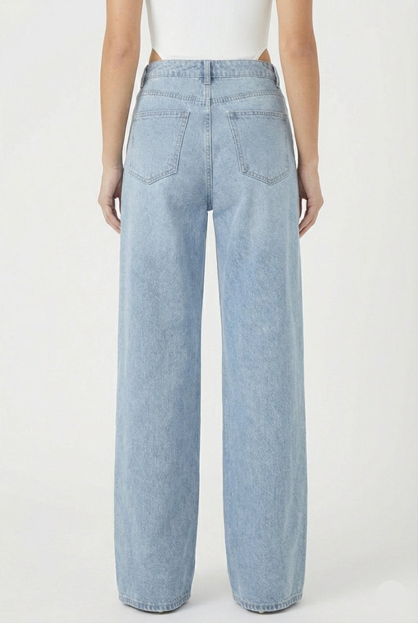 Jeans palazzo con ricami floreali